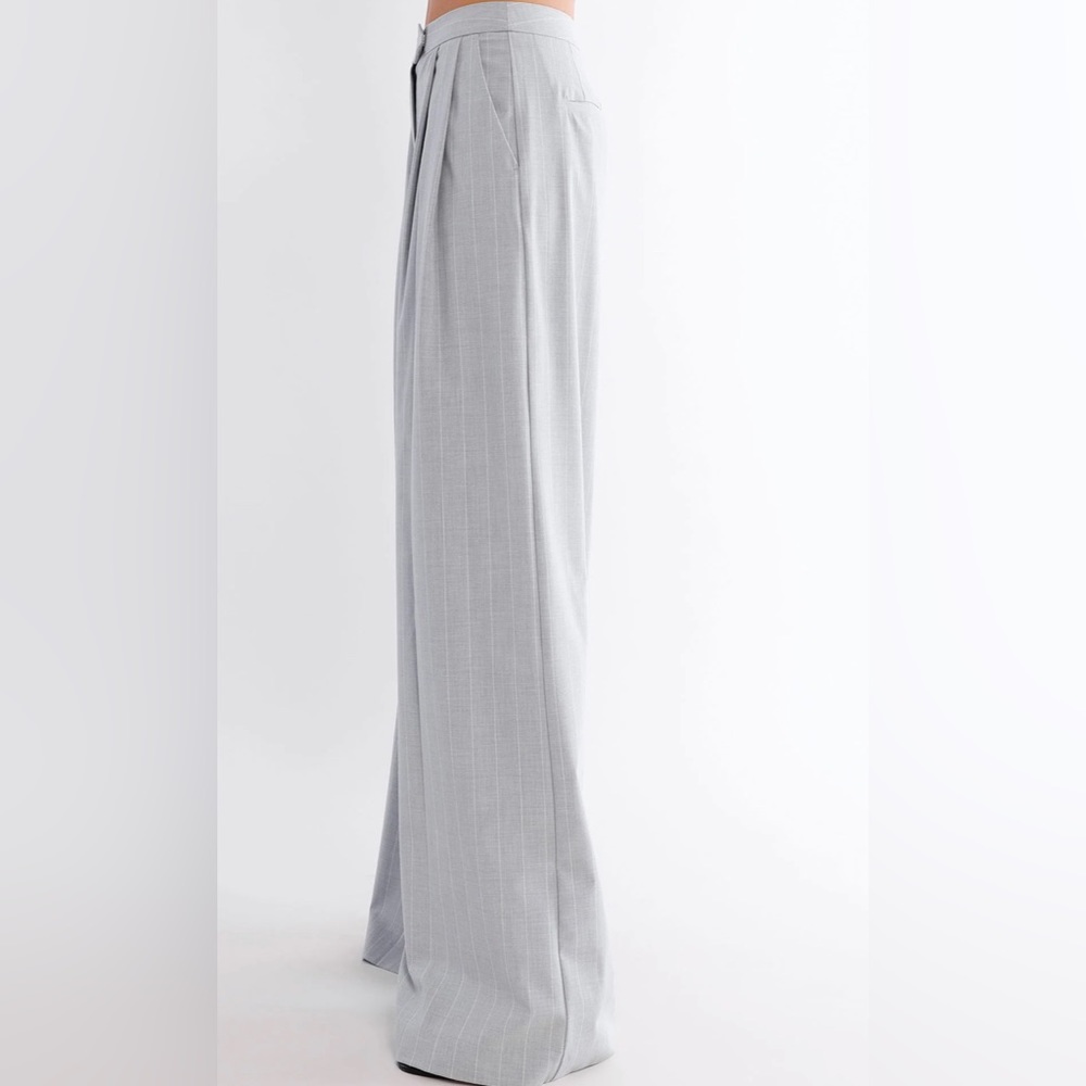 BCBG X MAEVE REILLY - lace up blazer & trouser set - NEW WITH TAGS - Picture 7 of 8